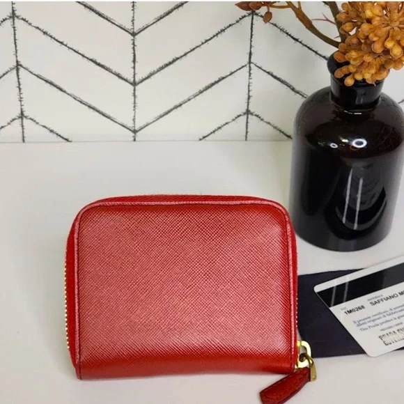 Prada Red Saffiano Leather wallet with Gold Accents - Picture 2 of 8